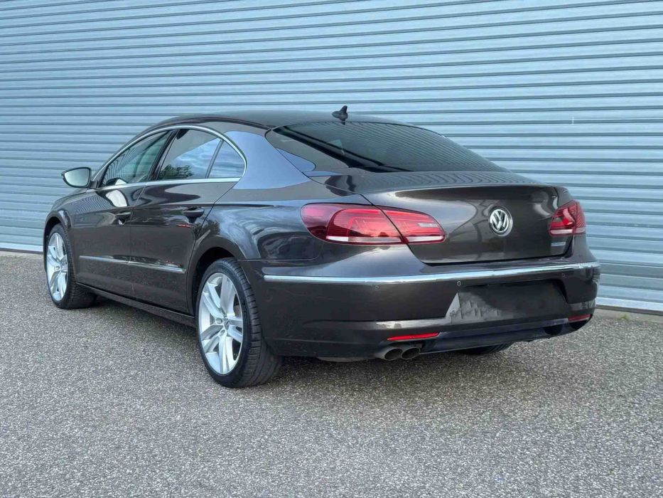 Volkswagen Passat CC      2013