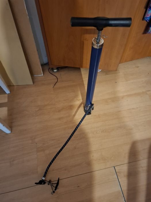 Sprzedam pompkę do rowera