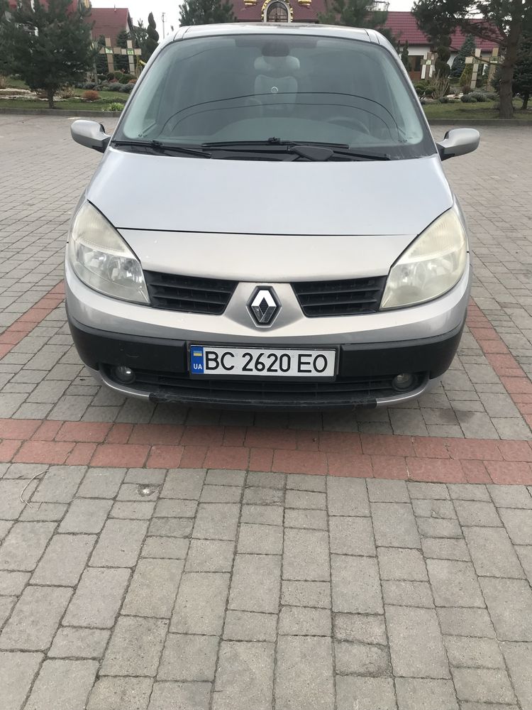 Продаж авто Рено Сценікс 2