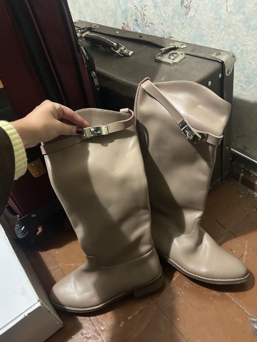 Сапоги чоботи hermes гарні 36 беж
