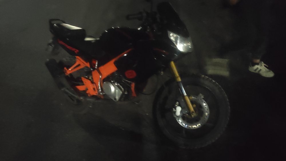 Продам мотоцикл viper f5 200 кубів