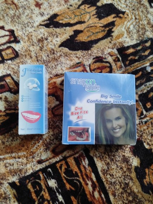 вініри на верхні зуби.