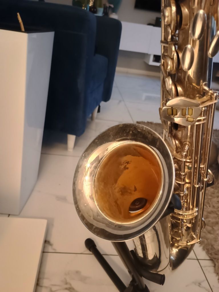 Saksofon tenorowy Amati Classic Deluxe