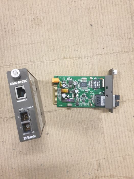 Медиаконвертер D-Link DMC-810SC
