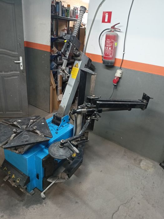 MONTAŻOWNICA  do opon z przystawką