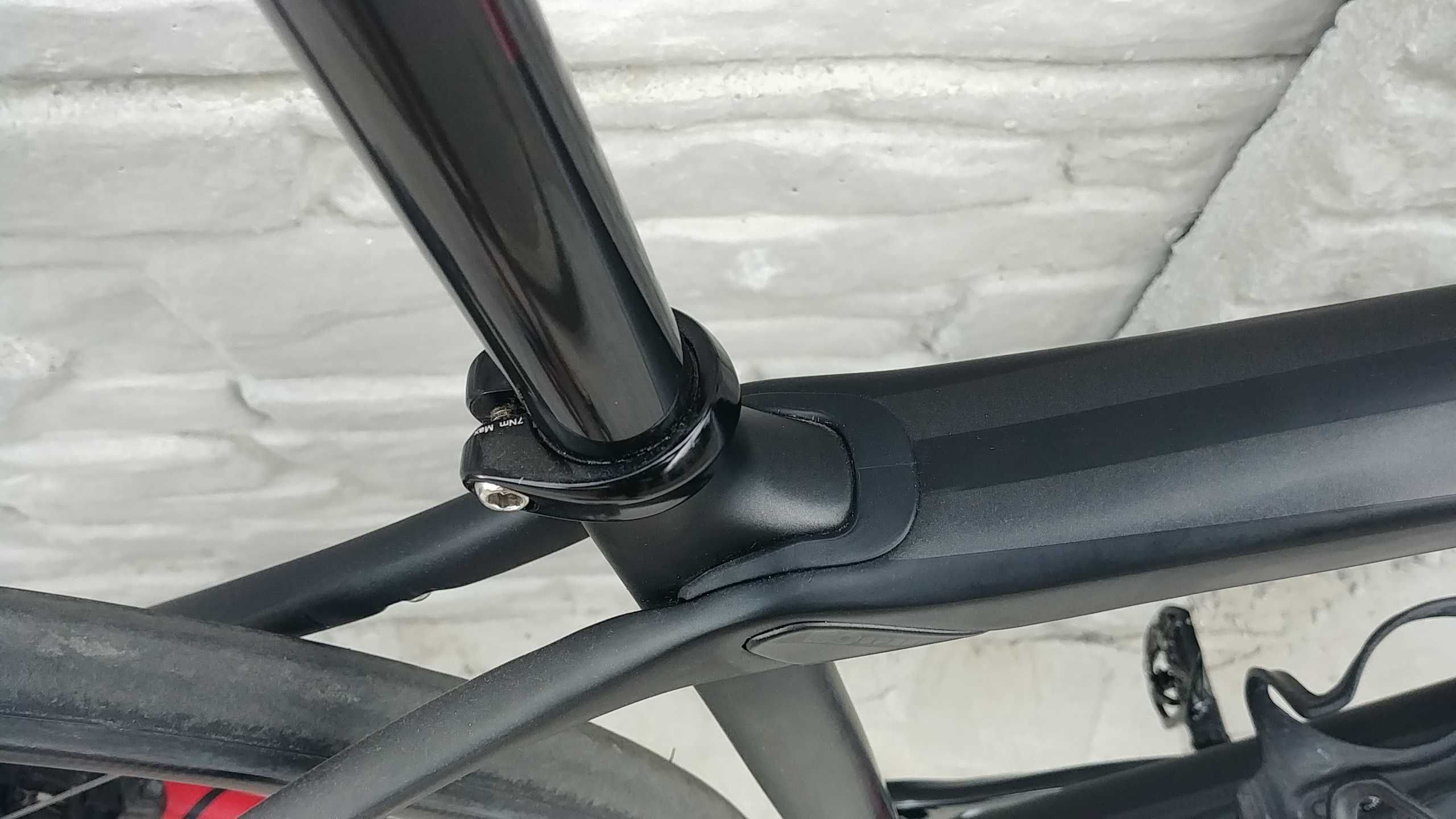Trek Domane  Disc карбоновый фрейм сет вилсет