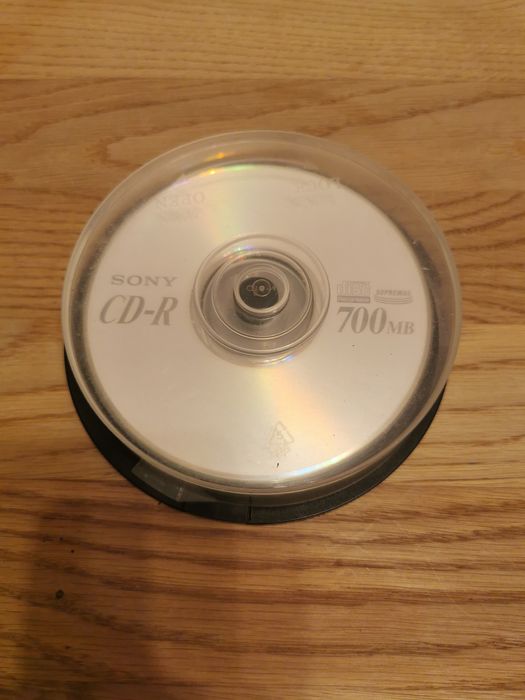 Czyste płyty CD-r Sony 700 mb