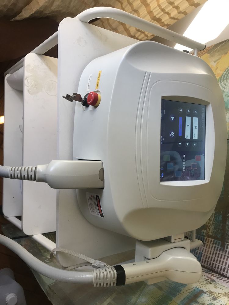 Máquina profissional de depilação a laser da marca Depilasers®