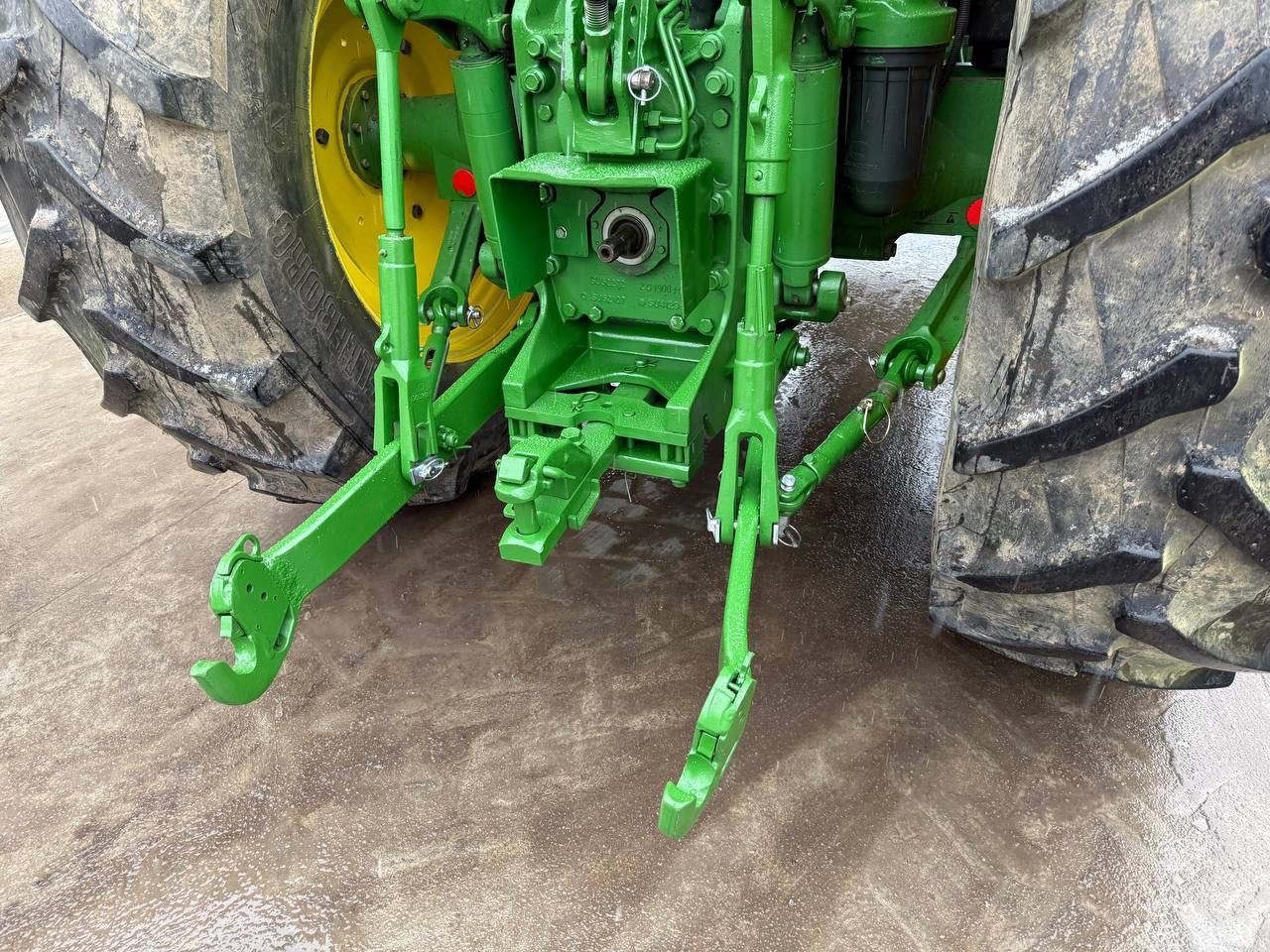 Трактор John Deere