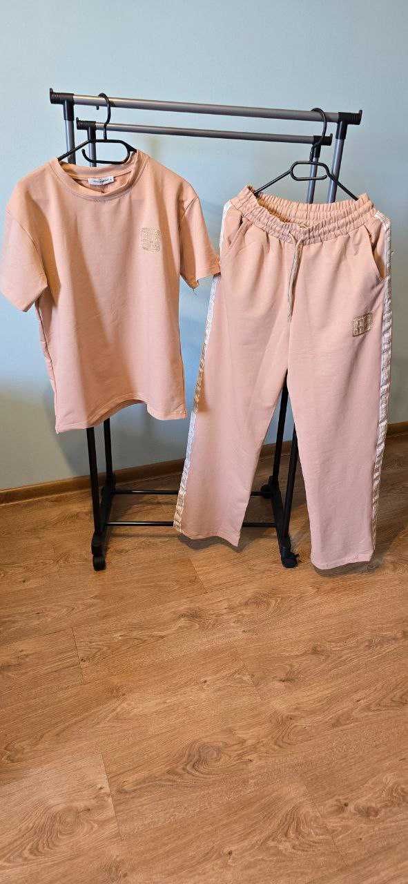 Nowy dres damski 2-częściowy – koszulka i spodnie S, M, L, XL