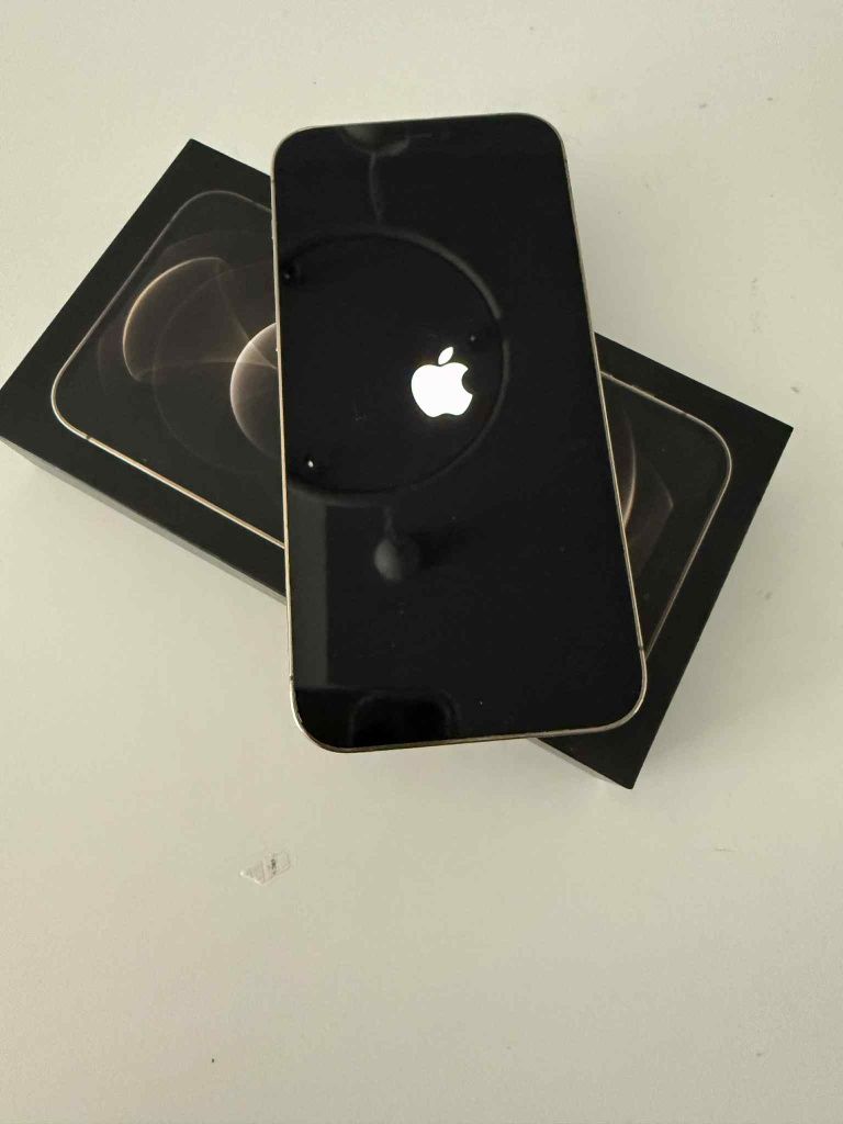 iPhone 12 pro  stan bdb