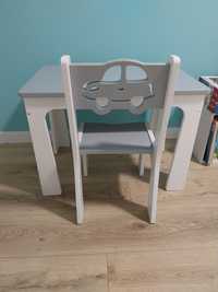 Stół z krzesłem dla dziecka