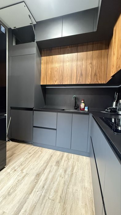 Продаю 3-х кв коммерческая 3центпально - городской рн