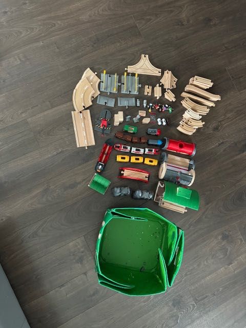 Brio deluxe railway set