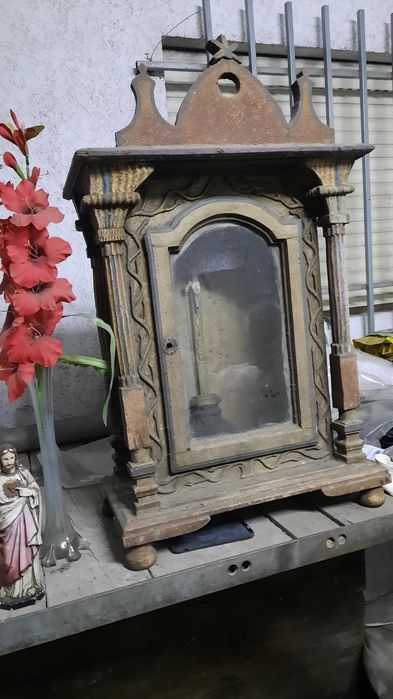 Oratório antigo. Centenário. Vintage