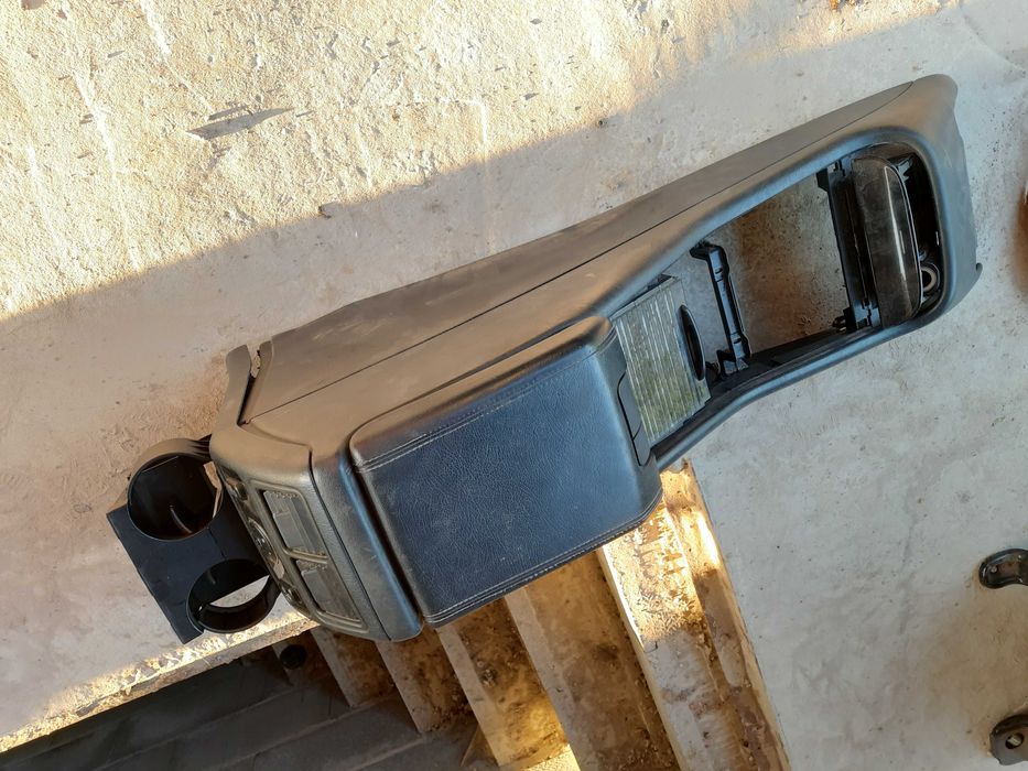 Підлокотник подлокотник Мерседес МЛ w163 із кліматом