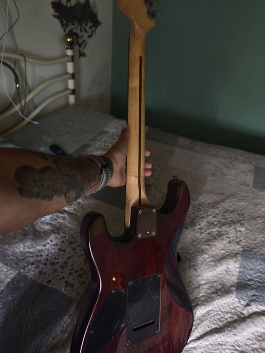 Guitarra squier by fender stratocaster