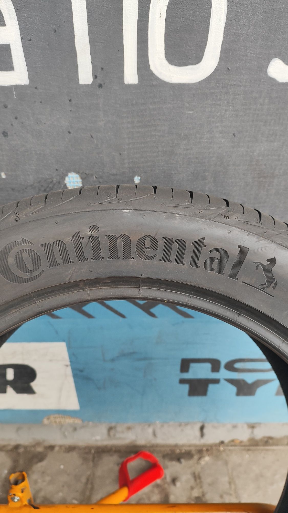 Шини Continental літні 255/45 R18