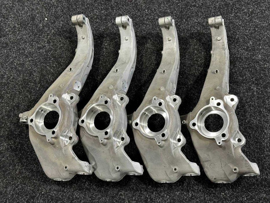 Важіль опорний,продольний ходова Tesla Model 3/Y