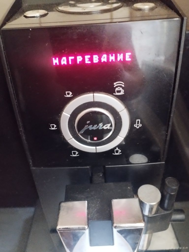 Продам кофемашину jura f7 торг
