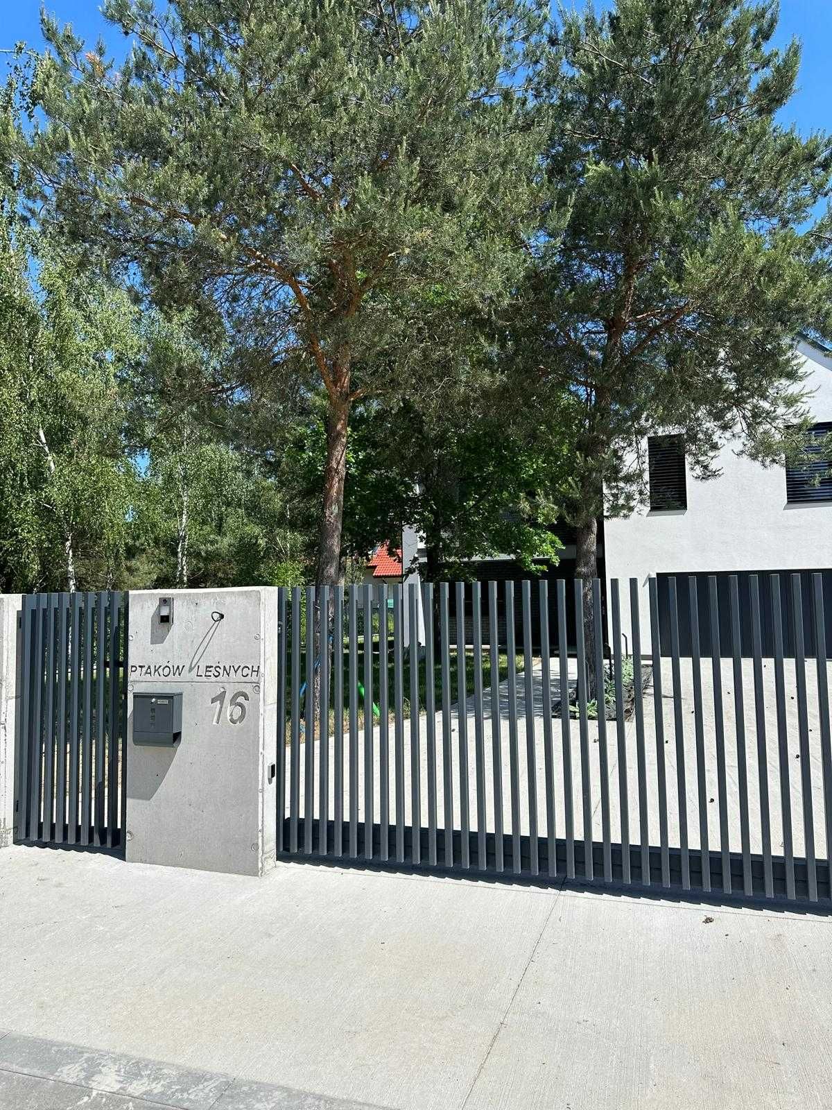 Ogrodzenie grzebieniowe płot nowoczesne ogrodzenie palisada pionowa