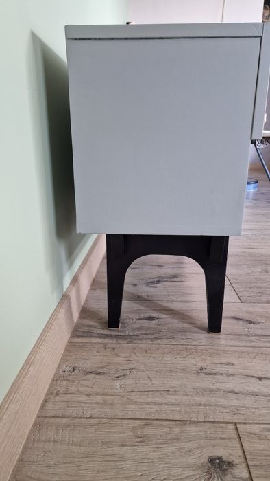 Тумба для платівок