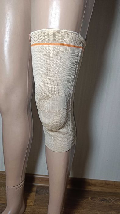 Наколінник. Наколінник з кільцевої силіконової фрикційної подушкою