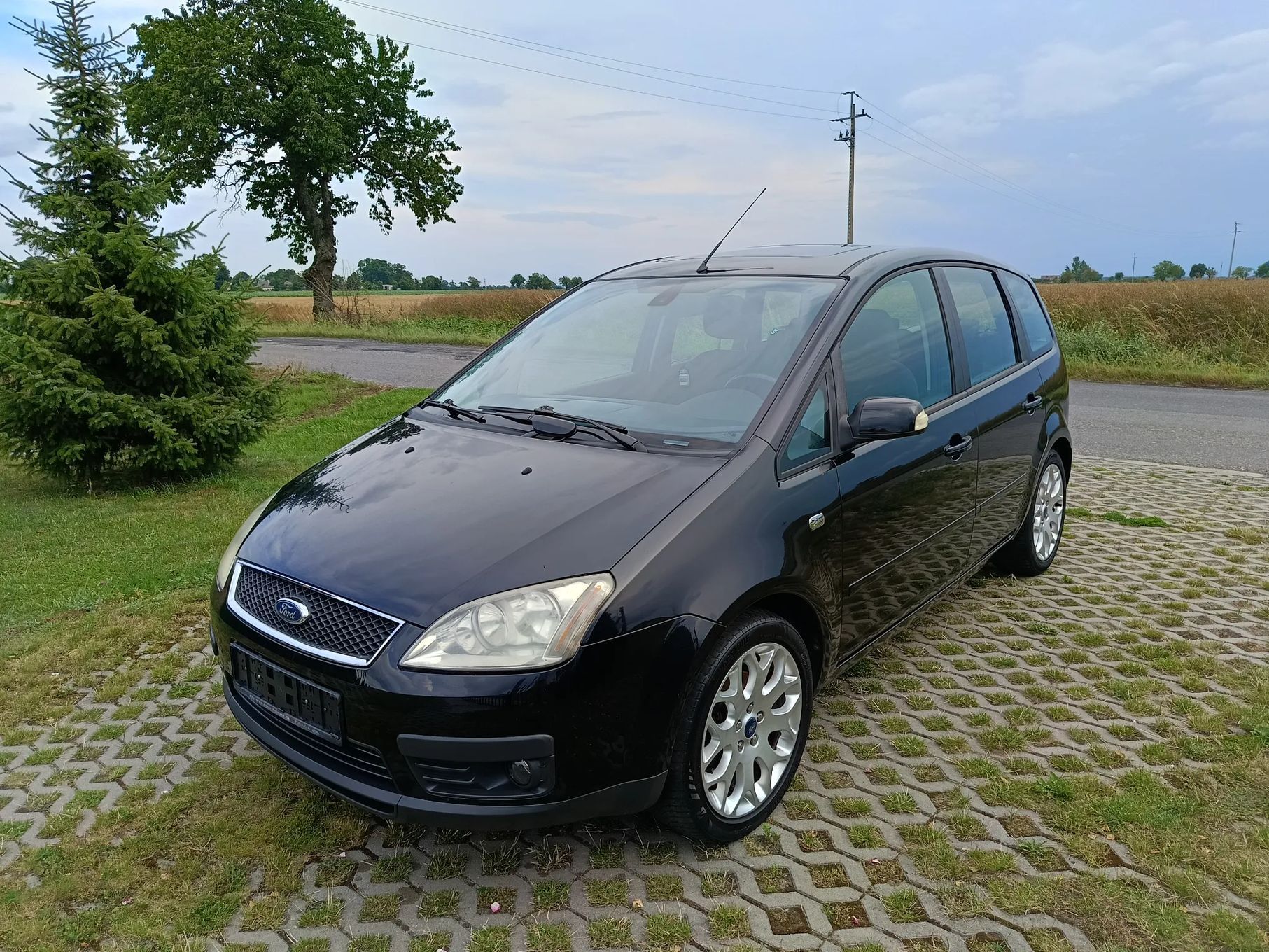Ford C-MAX super stan