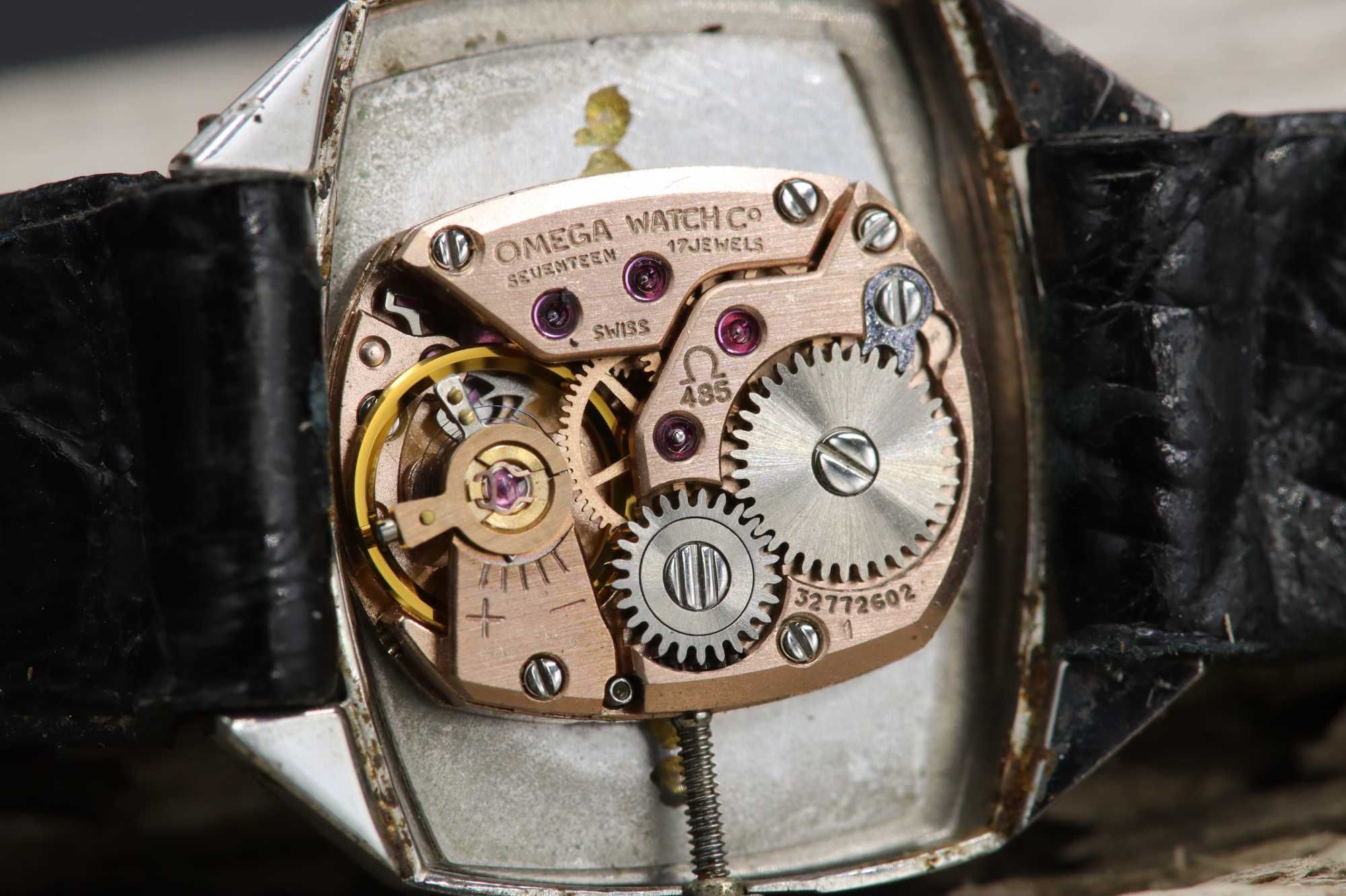 Zegarek Omega
DE VILLE damski Cal.485 Vintage Gwarancja 12 miesięcy