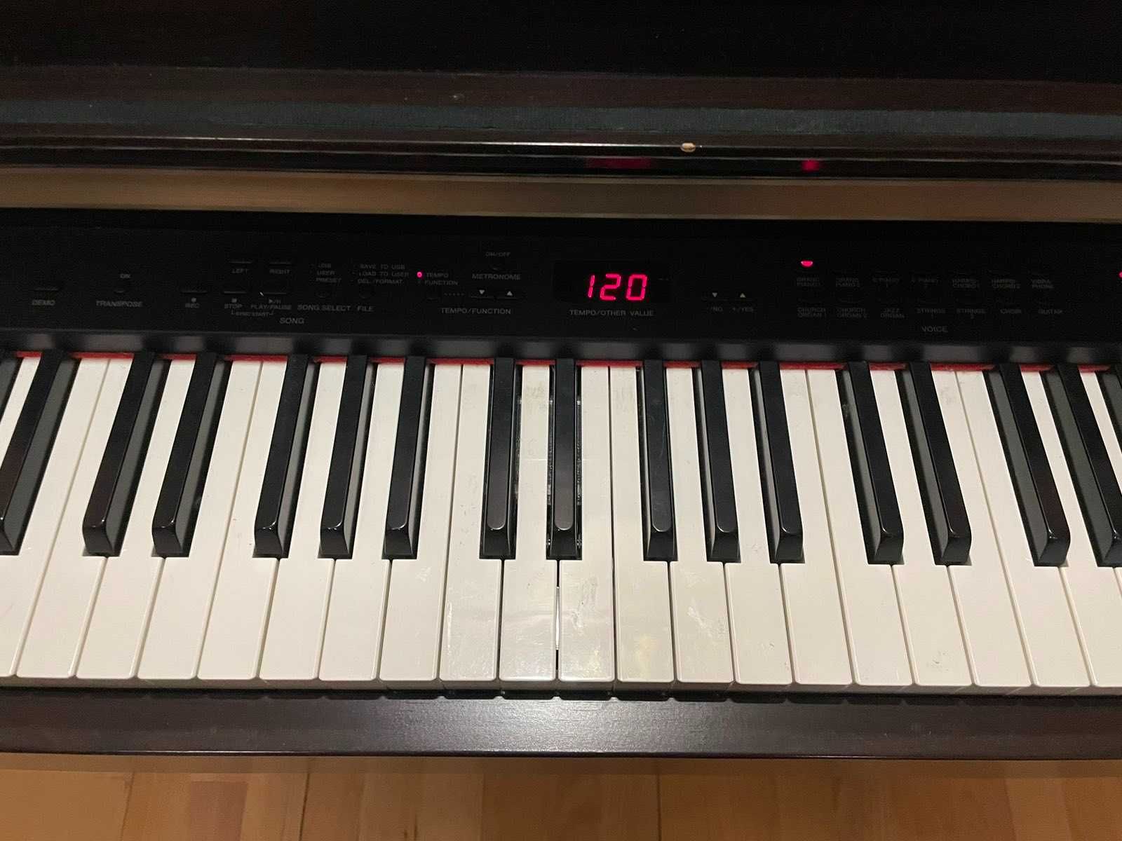 Yamaha Clavinova CLP-330