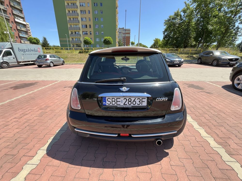 Mini Cooper 1.6 Benzyna | 2004 | Przegląd do 09.2025