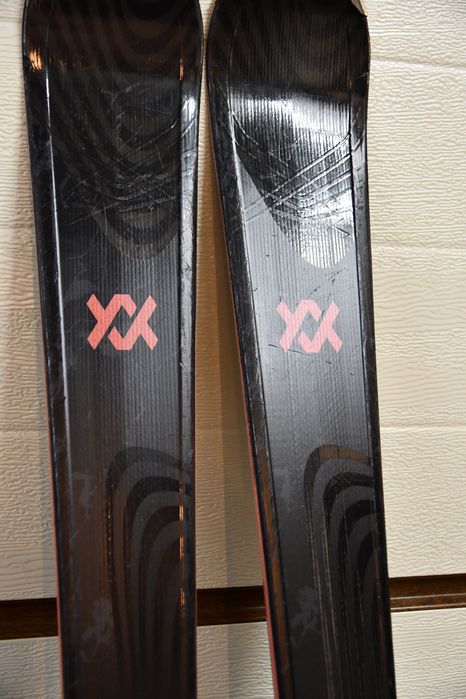 Narty Volkl Flair SC Carbon 148, 2025