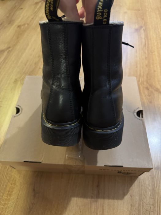 Оригінальні шкіряні черевики Dr. Martens Jadon Fl Jadon Fur Lined