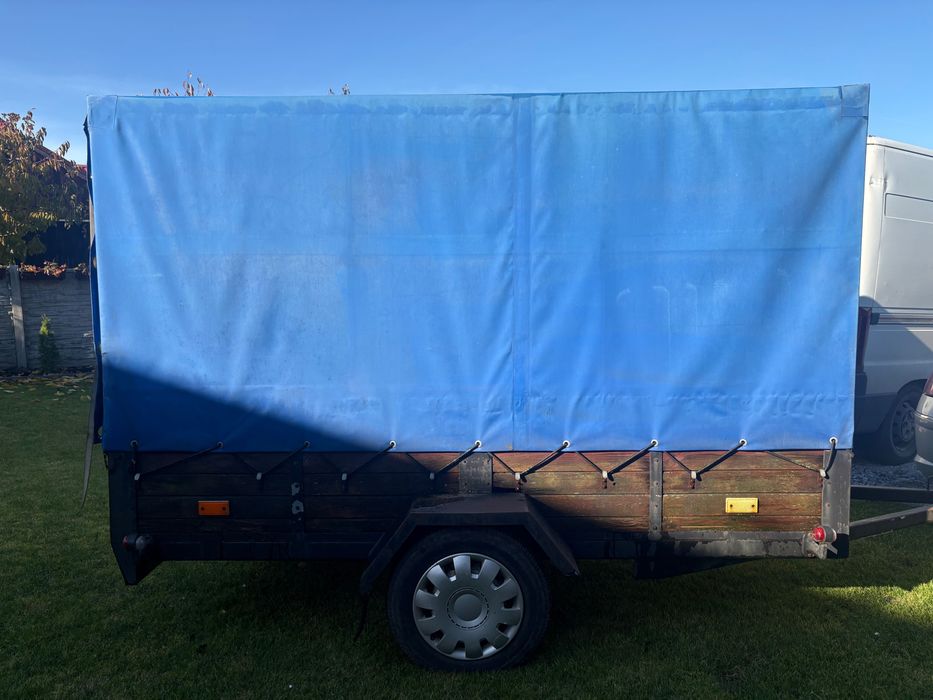 Przyczepka z plandeką