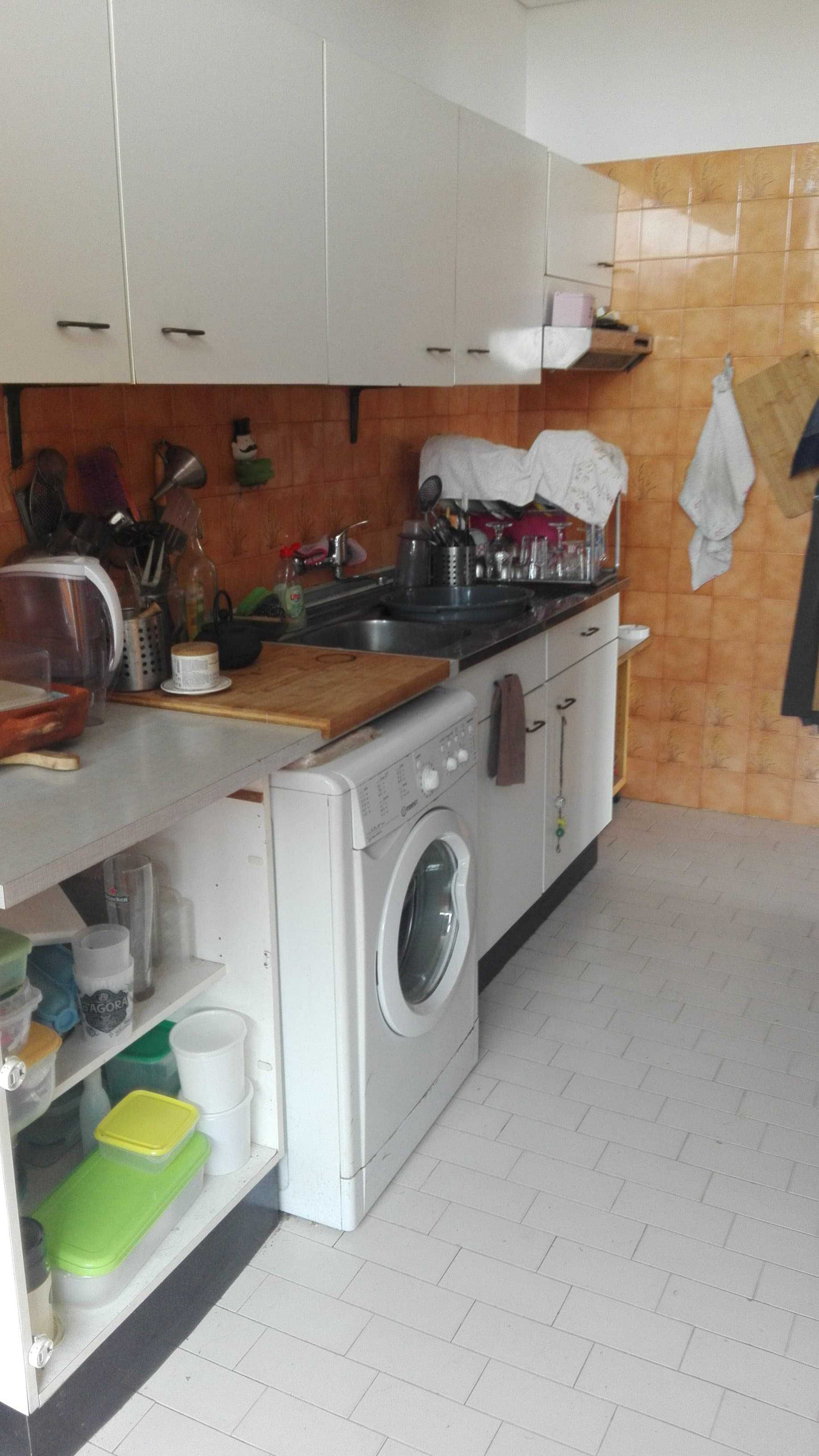 Quarto individual para arrendar em Vila Nova de Gaia
