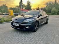 Renault Megane benzyna, 6 biegów, Bose, alufelgi, nowy rozrząd, opony