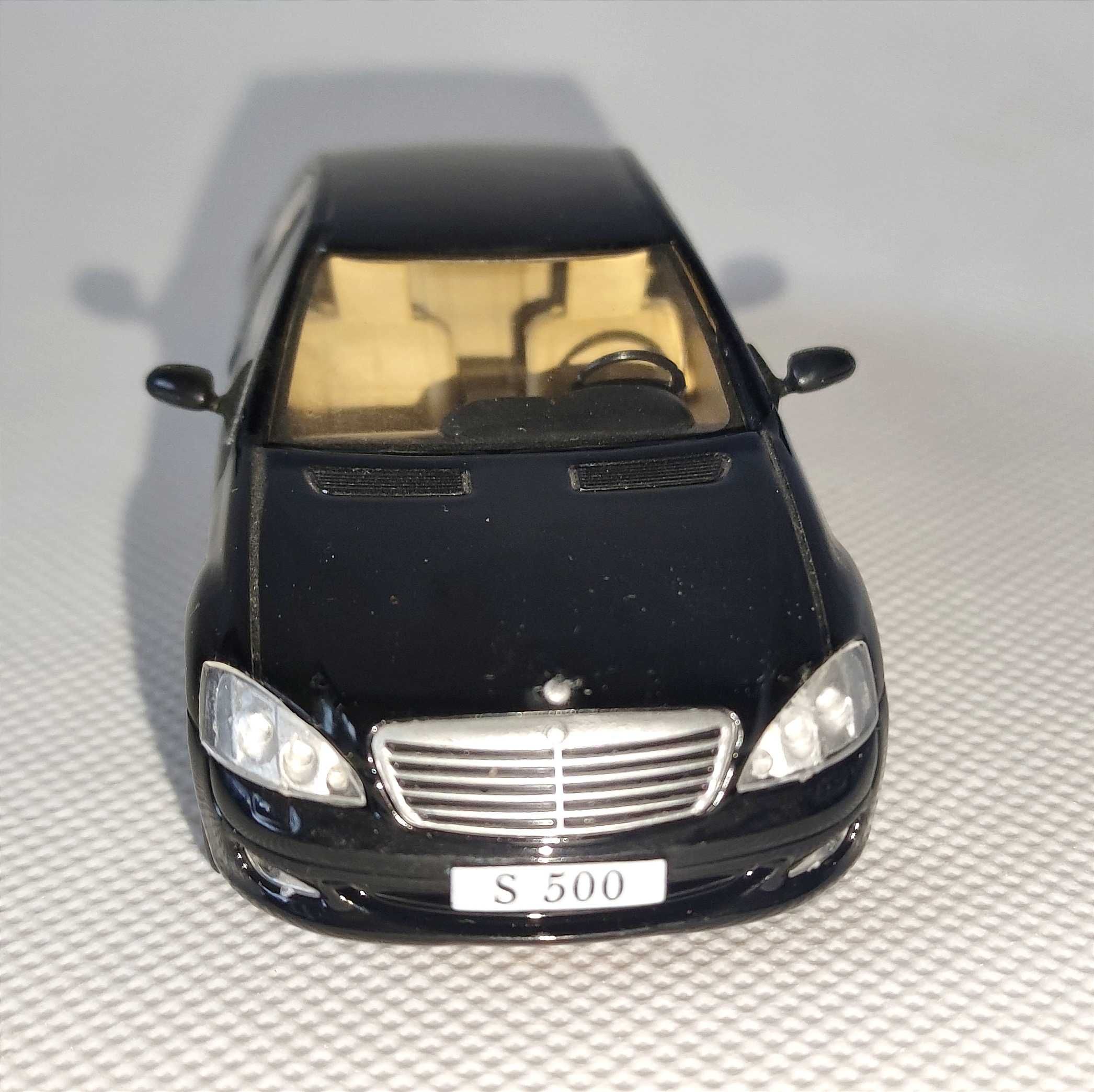 Модель Mercedes-benz S 500 w221 (1:43, deagostini)