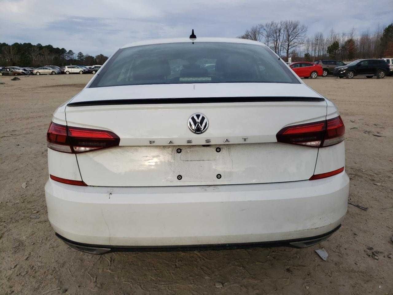 2020 Volkswagen Passat R-line