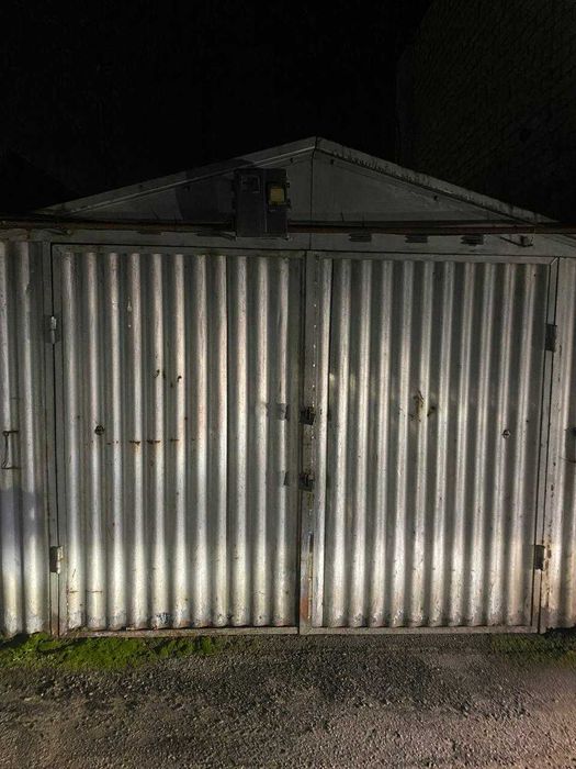 Продам гараж металевий, навпроти ЖК "Яскравий" київ Оболонь