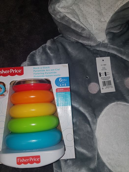 nowy Kombinezon roz 80 dla chłopczyka piramida Fisher Price zestaw