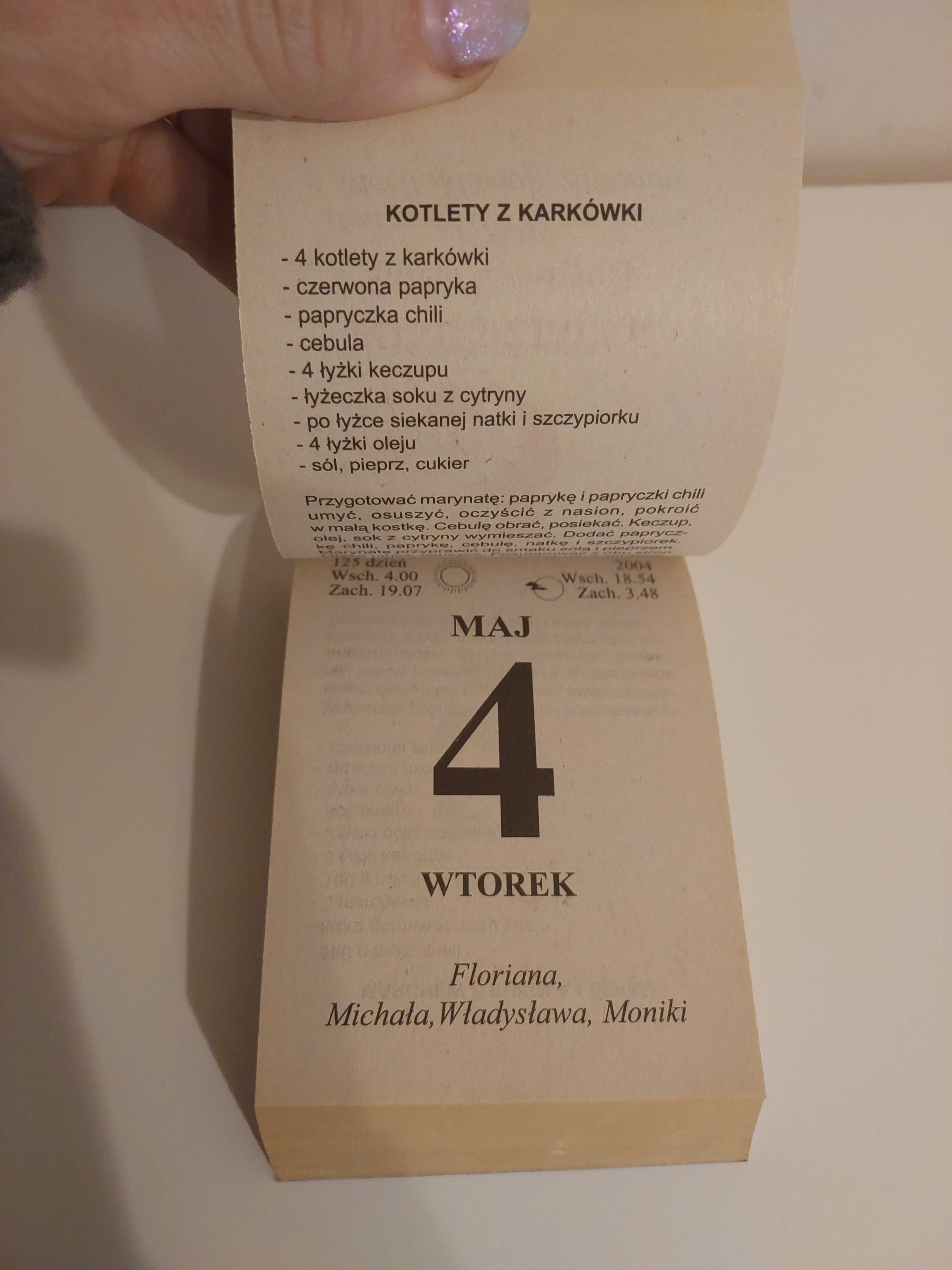 Kalendarz zdzierak 2004 rok