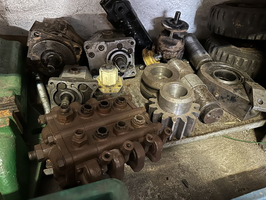 Zestaw naprawczy czesci podnosnik bumar p182 p183 p184