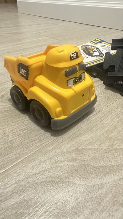 Продається іграшка поїзд дитячий