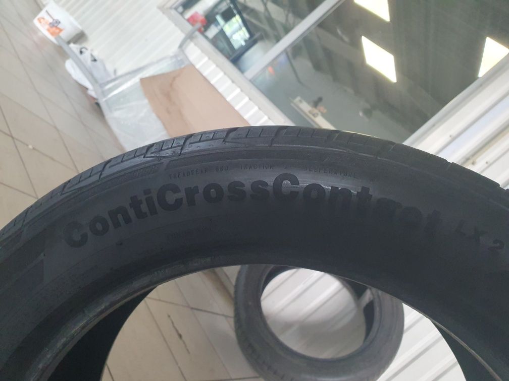 Літня гума Continental 225/55 R18 ContiCrossContact б/в