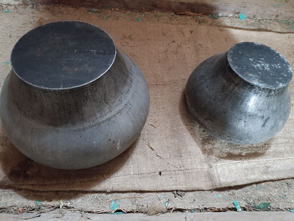 Продам чавуны, баняки, казаны разных размеров .
