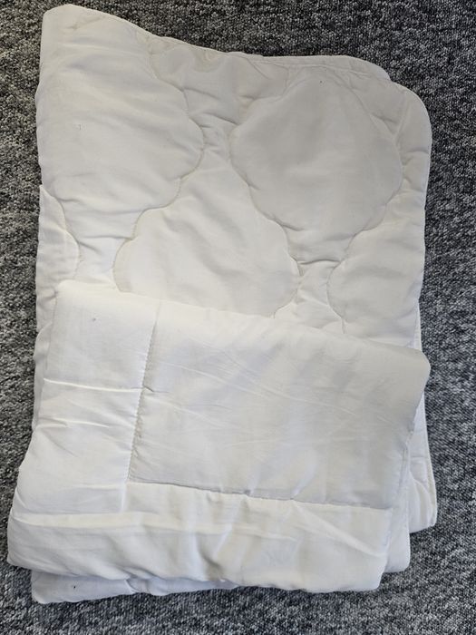 Kołderka i poduszka komplet pościeli dziecięcej sensilo 100x135