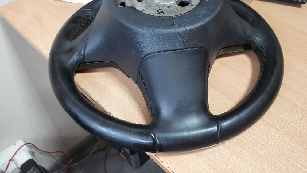 Руль Фольксваген Туарег, 2010 г