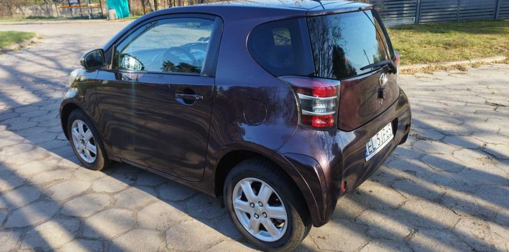 TOYOTA IQ 1.0 2009r.