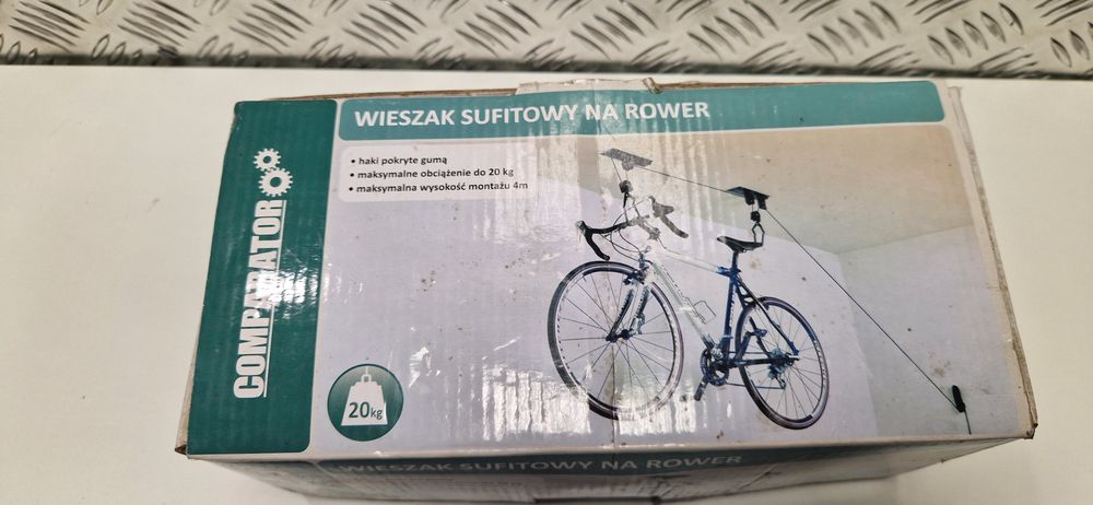 Wieszak sufitowy na rowery