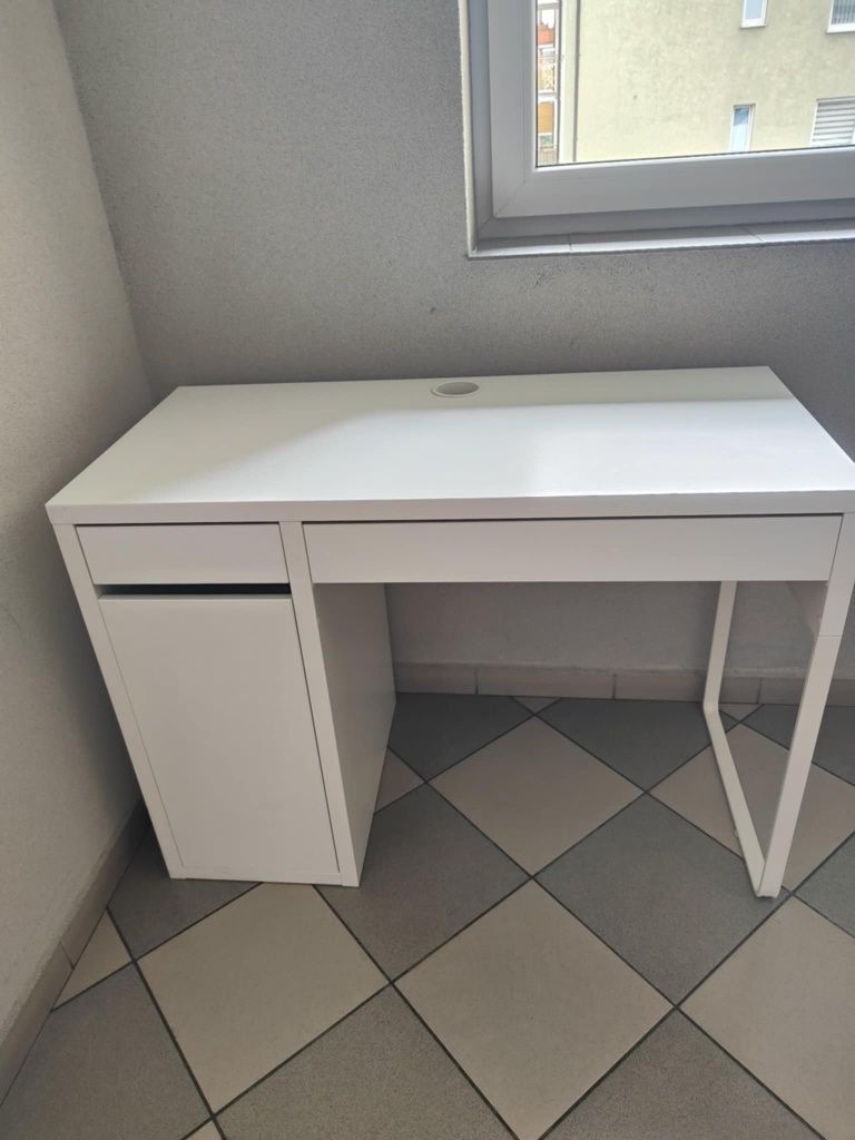 Biurko białe ikea
